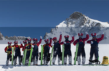 Les activité séminaire en luge SNOOC ou en ski raquette en montagne